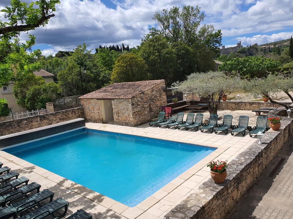 Logis Hotel Restaurant L'Escarbille Saint-Martin-dʼArdèche 外观 照片